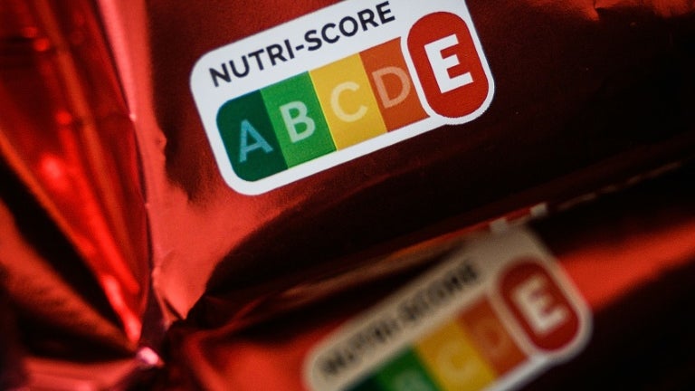 "Il faut continuer l’effort": la pétition pour rendre obligatoire l'affichage du Nutri-Socre dépasse les 100.000 signatures