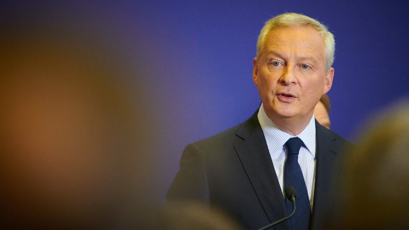 Primaire proposée par Gabriel Attal: Bruno Le Maire se dit favorable à tout ce qui peut "rassembler"
