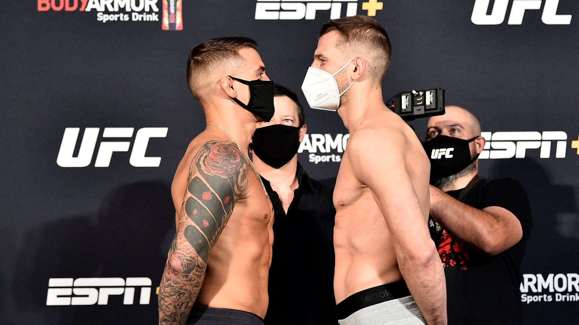 UFC Paris: η μέρα που ο Dan Hooker, αντίπαλος του Salahdine Parnasse, πρόσφερε ένα από τα πιο…