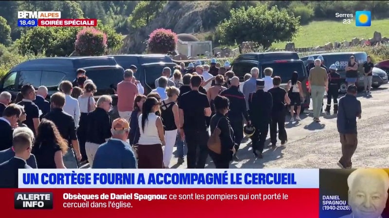 Obsèques de Daniel Spagnou: un important cortège a accompagné le cercueil à la sortie de la cathédrale de Sisteron