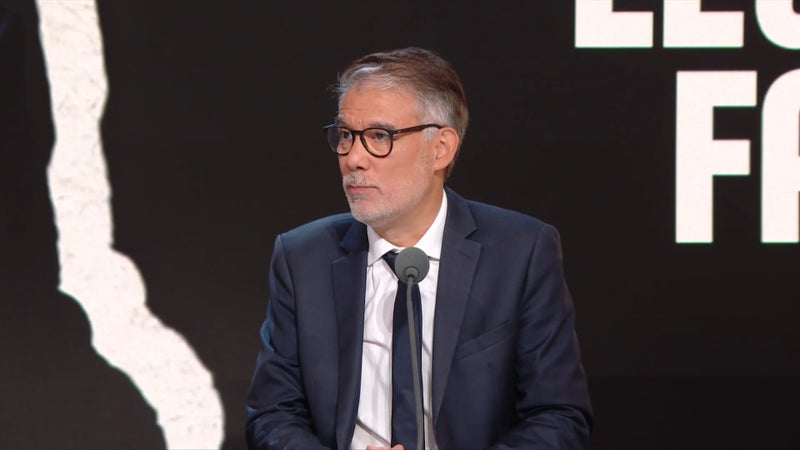 Confessions en pleine rue: "C'est exceptionnel, mais la rue n'est pas la place de la religion", réagit Olivier Faure