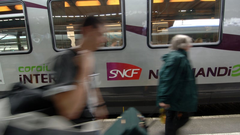 "On se fout de nous": en plein weekend de vacances, grève "inopinée" à la SNCF sur une ligne très fréquentée