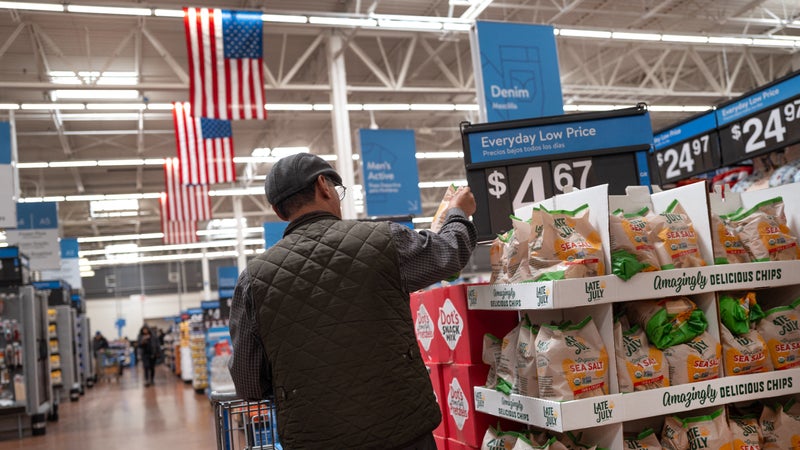 "La génération la plus riche de l'histoire": pour cet économiste, les États-Unis peuvent dire merci aux "baby boomers" qui tirent la croissance du pays