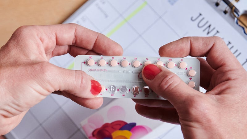1,6 million de femmes ayant pris un contraceptif à base de désogestrel vont recevoir un courrier pour les alerter sur un risque "faible" de méningiome