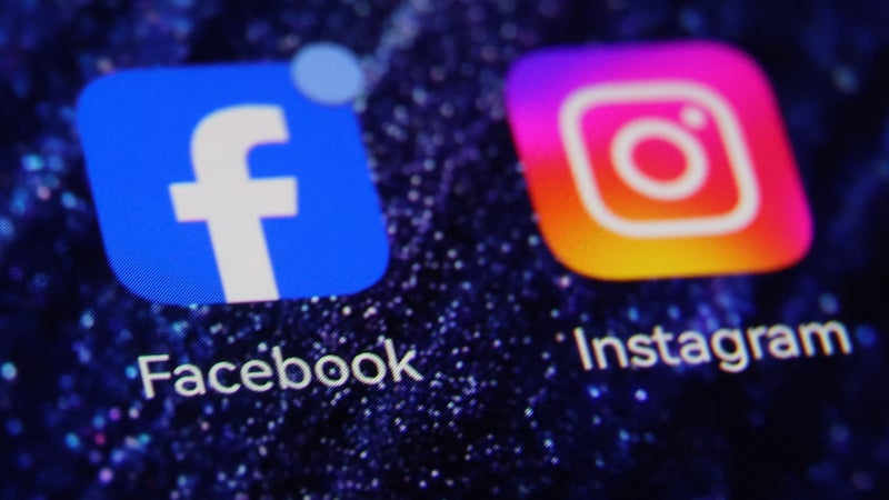 Facebook Facebook