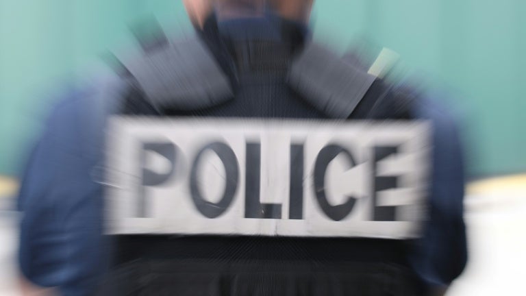 Un quinquagénaire écope de six mois de prison avec sursis après avoir menacé de mort des passants et des policiers