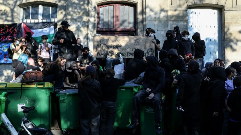 INFO BFMTV. Plus de 200 actions décomptées devant des lycées en France ce mardi matin