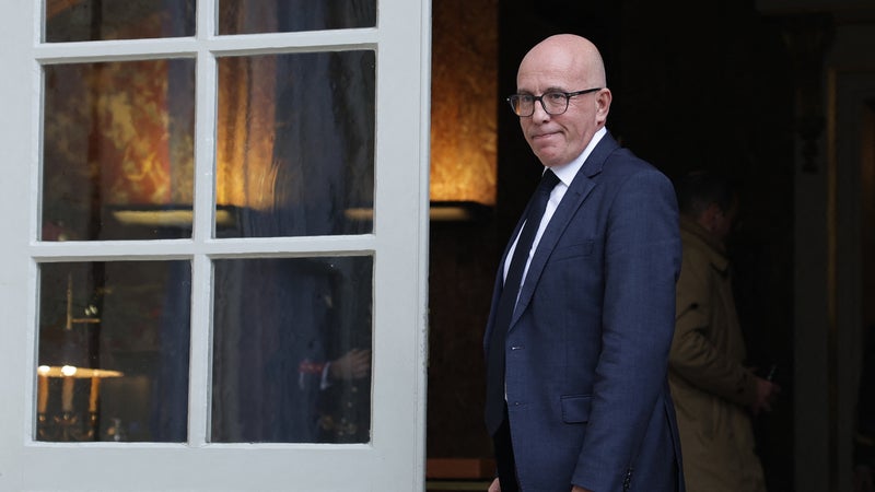 "La France a besoin de sa victoire": Éric Ciotti réaffirme son soutien à Marine Le Pen pour la présidentielle à travers "un pacte d'alliance"