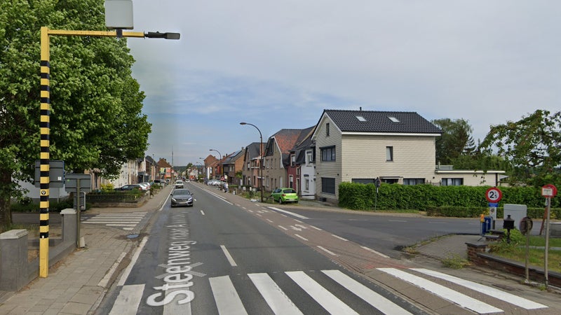 Les faits se sont déroulés à Huizingen, au sud-ouest de Bruxelles en Belgique.