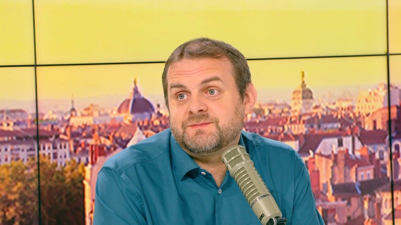 “L’école s’effondre et on regarde ailleurs", alerte le président du SNALC avant la rentrée