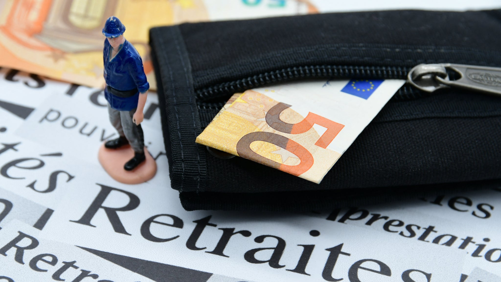 Photo: rmc.bfmtv.com Why French Retirees Fight Pension Cuts Amid Record Debt