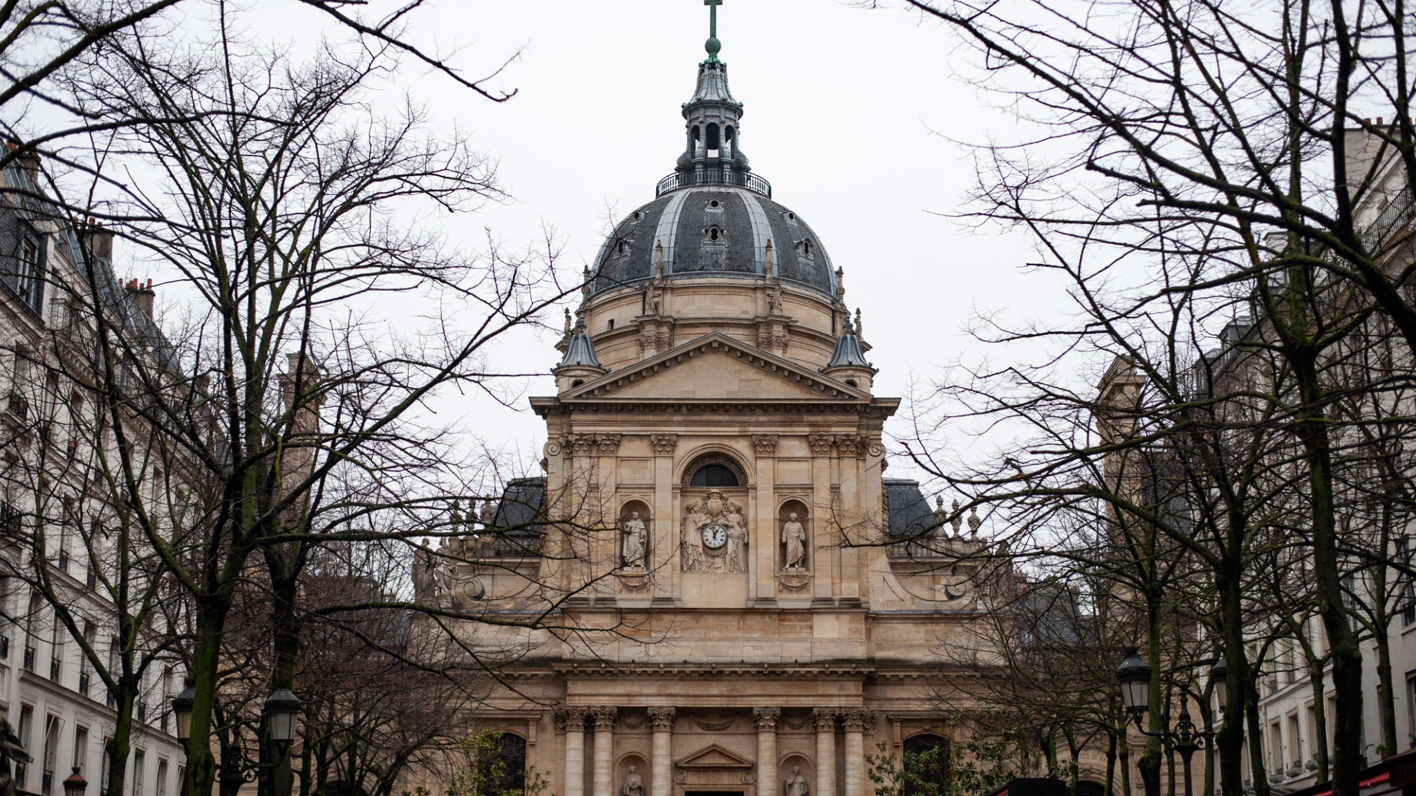 Quatre-vingts présidents d'université réclament un milliard d'euros supplémentaire dès 2027, puis un plan campus d'un milliard par an à partir de 2028