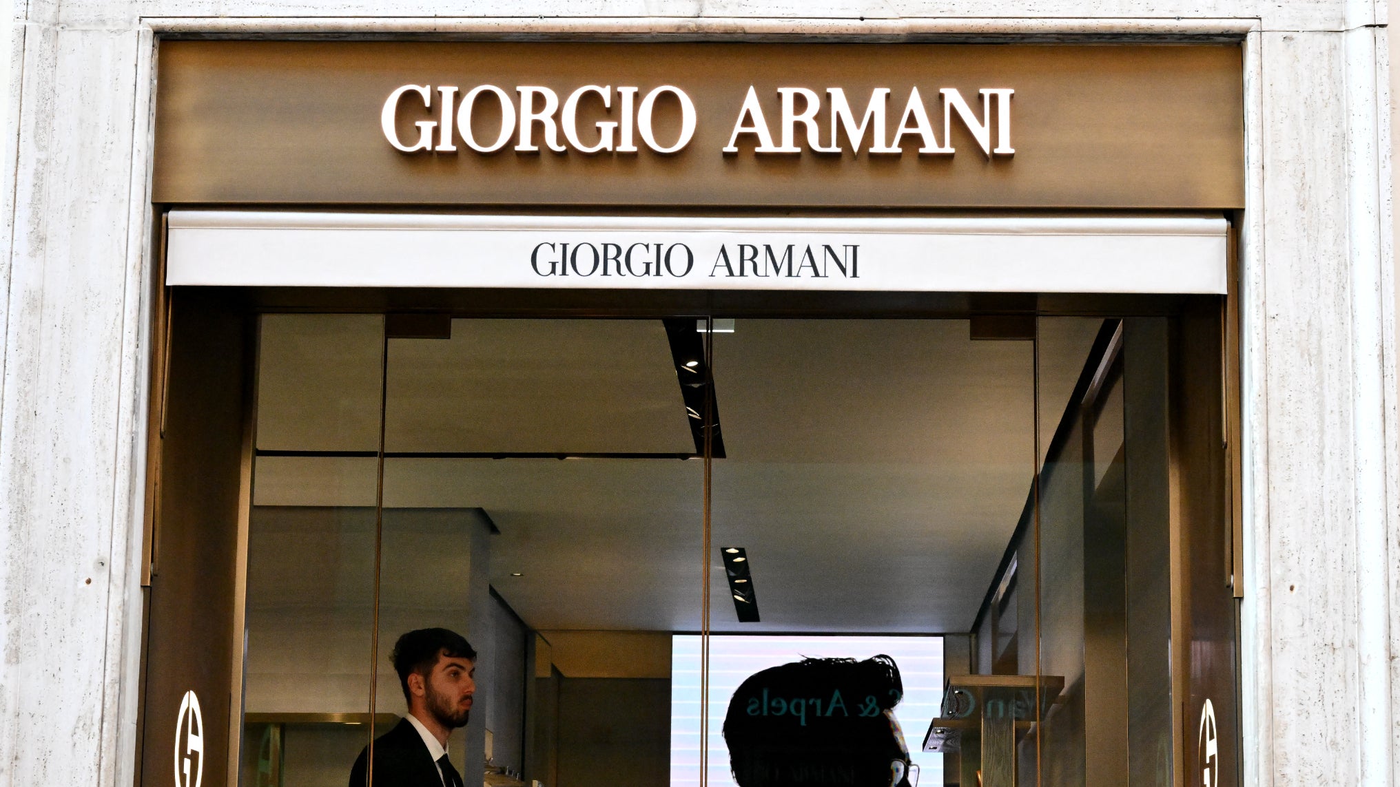 Une boutique Giorgio Armani