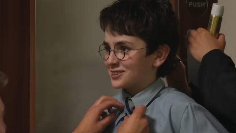 La série "Harry Potter" a trouvé les comédiens qui incarneront les parents de Harry, James et Lily Potter