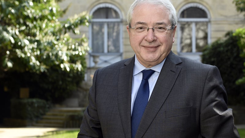 "Le visage de l'Île-de-France": socialistes, opposants... Toute la classe politique rend hommage à Jean-Paul Huchon