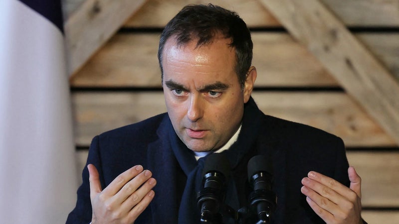"Il ne faut pas rajouter un combat administratif": les attentes des maires pour la visite de Lecornu en Gironde lundi