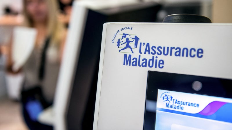 Ils représentent trois quarts des 723 millions d'euros de fraudes détectées: un rapport préconise à l'Assurance maladie de plus se concentrer sur les professionnels de santé et moins sur les particuliers