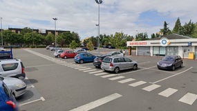Un homme a été retrouvé mort dans un chariot de supermarché sur le parking du Leclerc de Dreux (Eure-et-Loir), le 7 août 2023.