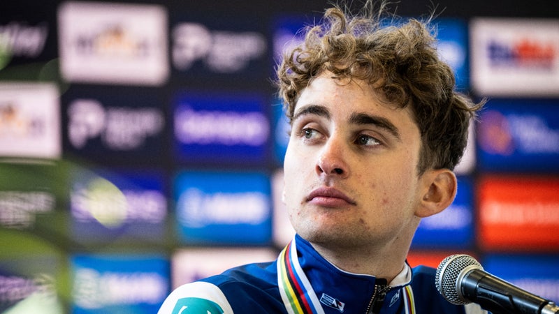Paul Seixas lors d un rendez vous avec les medias lors des Mondiaux de cyclisme septembre 2026 2353525