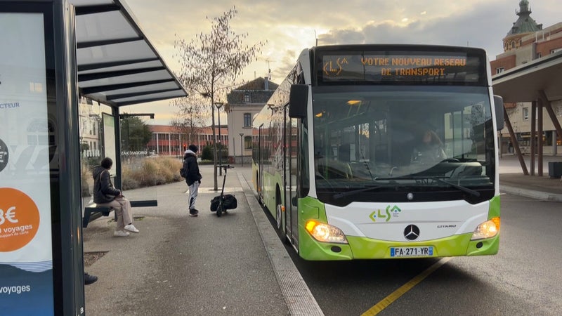 "Réduire l'usage de la voiture": 37 communes des Pyrénées-Atlantiques vont profiter du bus gratuitement tous les samedis