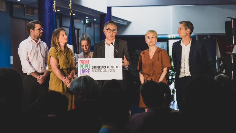 Jean-Luc Mélenchon ou Raphaël Glucksmann: vers qui vont pencher les unitaires de gauche pour la présidentielle 2027?