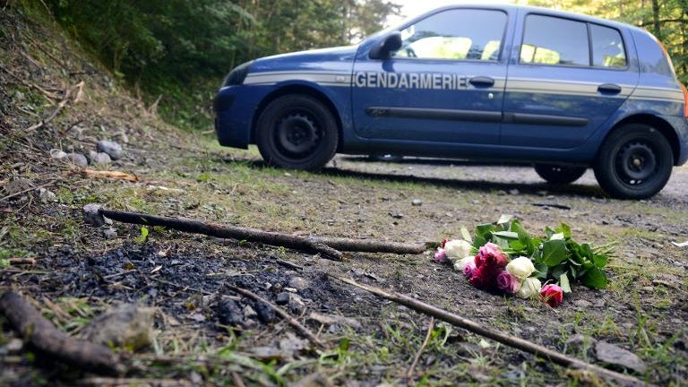 Tuerie de Chevaline: une juge d'instruction avait demandé à ce que soit signalée toute découverte ou destruction d'arme du calibre de celle retrouvée dans le lac d'Annecy