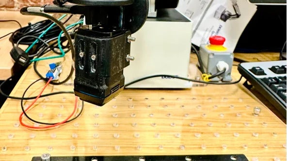 Le capteur tactile qui a collecté des données sur les lettres de l'alphabet braille. Le capteur tactile qui a collecté des données sur les lettres de l'alphabet braille.