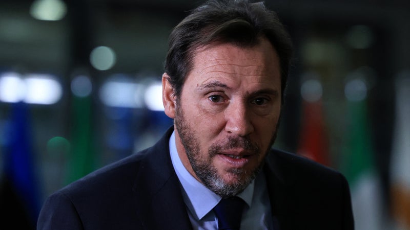 "Parasites", "allez voler ailleurs"... Le ministre espagnol des Transports s'en prend une nouvelle fois à Ouigo mais aussi à Ryanair