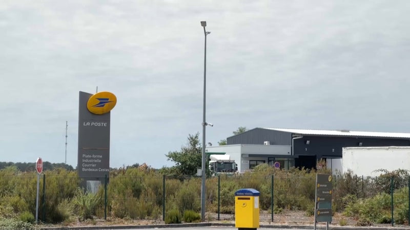 "C’est trop!": indignation des salariés de La Poste en Gironde qui doivent rattraper les heures perdues à cause des incendies