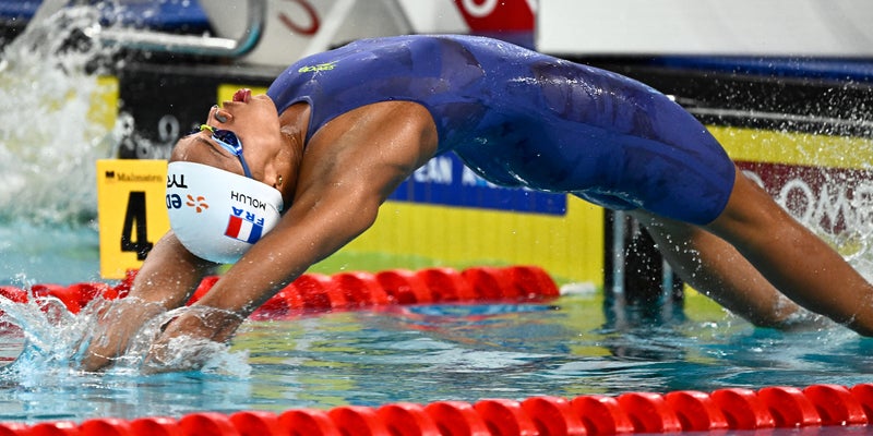 50m dos H - Yohann Ndoye Brouard 3e mais avec un temps favorable