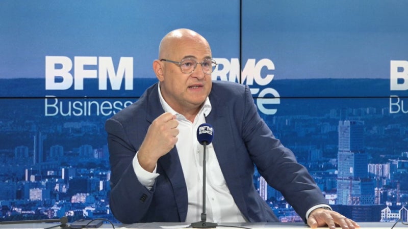 "Va-t-on réussir à vivre ensemble en pointant les uns ou les autres ?": l'ancien secrétaire d'État chargé des retraites Laurent Pietraszewski déplore que les baby boomers soient présentés comme "une génération dorée"