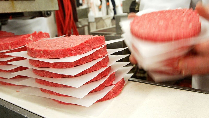 Ces steaks hachés vendus chez Leclerc sont contaminés à E. Coli et peuvent vous donner des diarrhées sanglantes: ne les mangez pas