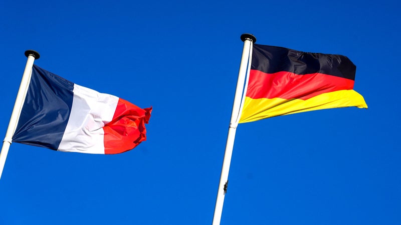 La tension sur la dette s'accentue: à 1,53 point, l'écart entre les taux français et allemand à dix ans atteint son plus haut niveau en clôture depuis 2011