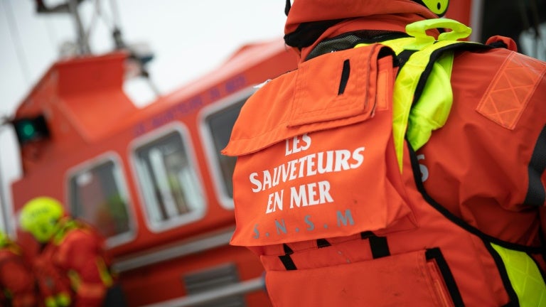 Deux bateaux de plaisance entrent en collision à Mandelieu-la-Napoule, un blessé grave