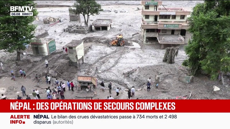 Les opérations de secours après les crues au Népal et au Tibet menacées par de nouveaux glissements de terrain