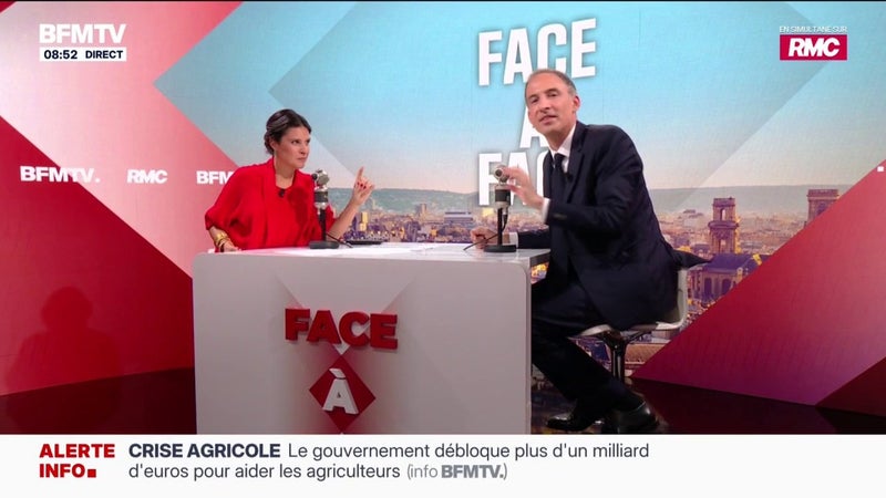 "Si vous croyez que le président de la République doit s'exprimer sur un éditorialiste de France Inter, c'est que vous n'avez pas compris ce qu'était la République", rétorque Raphaël Glucksmann à Stéphane Bureau