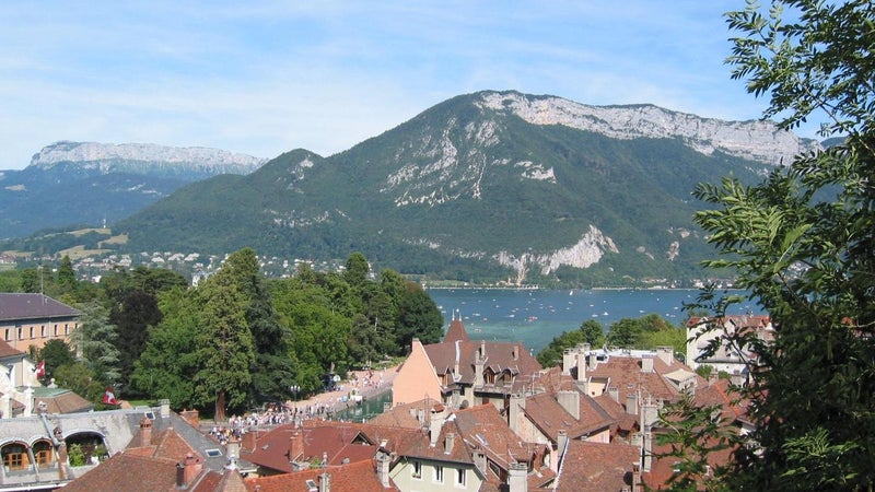 Haute-Savoie: 30 ans après le séisme d'Annecy, la ville organise deux journées de sensibilisation aux risques majeurs