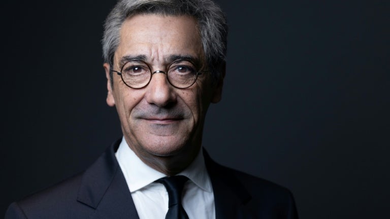 Carburants: le ministre du Commerce annonce que l'aide aux "gros rouleurs" ne "s'arrêtera pas le 30 septembre"