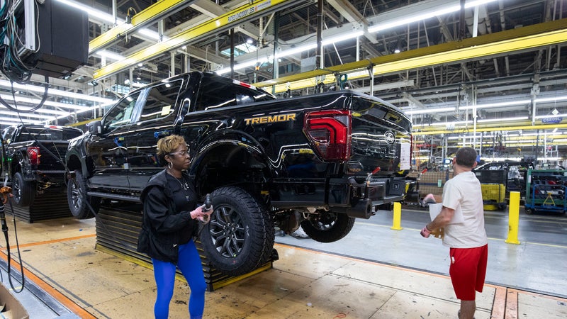 Pour l'administration Trump, Ford va "à l'encontre de l'esprit des politiques américaines" en utilisant des technologies chinoises, comme les batteries du géant CATL