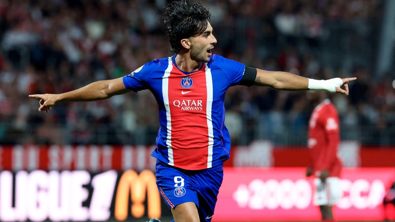 "La seule chose que je n'ai pas pu emmener, c'est Pedri", le regret de Ferran Torres apr&egrave;s sa signature au PSG