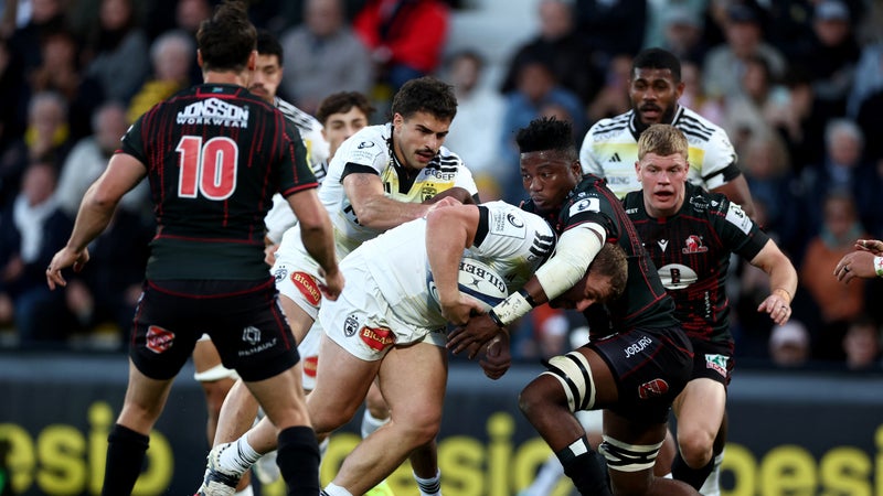 DIRECT. La Rochelle-Lions: vive émotion lors de l'hommage pour Hyron Andrews, les Rochelais prennent les devants