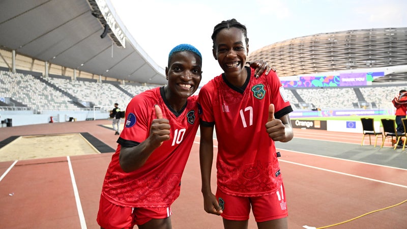 CAN féminine 2026: "Ma mère me battait parce qu'on jouait au football", les soeurs Chawinga en stars acharnées du Malawi sur la route d'un sacre historique