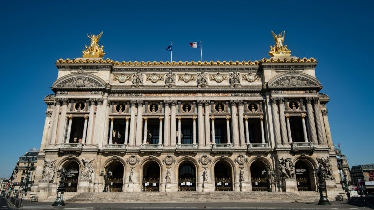 Manifestations du 24 octobre: l'Opéra de Paris, les Fondations Cartier et Louis Vuitton, la Bourse du Commerce seront fermés