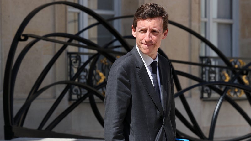 Des professeurs devant chaque classe à la rentrée? Le ministre de l'Éducation affirme que les concours ont permis de recruter "quasiment à plein"