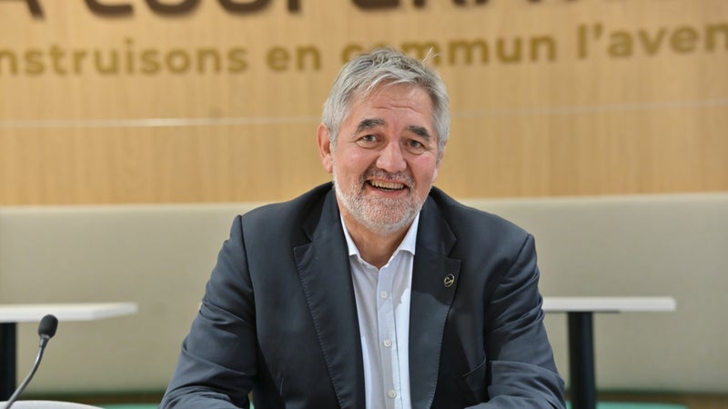 "Laissez-nous travailler!": après un été marqué par de lourds aléas climatiques, le président de la Coopération Agricole appelle à relancer massivement la production