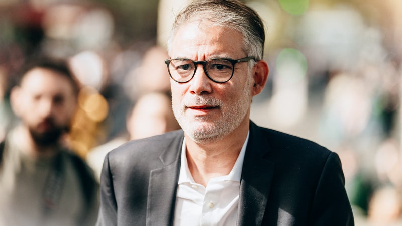 "C'est à lui de dire ce qu'il compte faire": Olivier Faure fragilisé après sa lourde défaite à la primaire socialiste