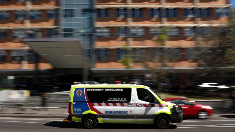 "Un acte délibéré": une députée australienne perd sa jambe après avoir été percutée par un SUV, un suspect interpellé
