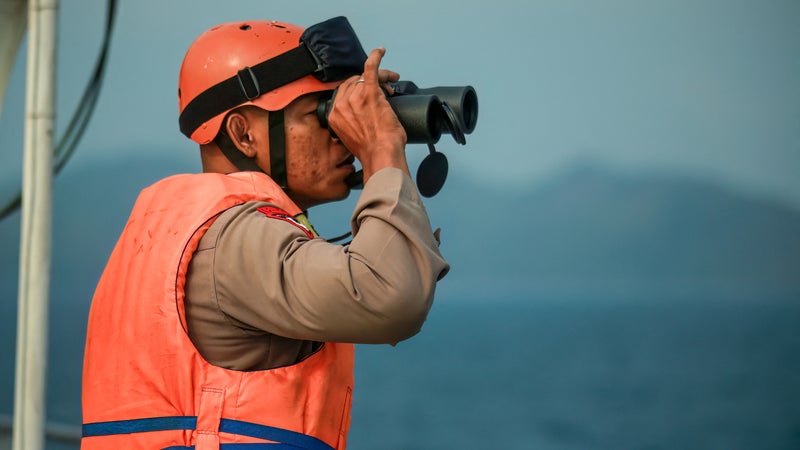Indonésie: le contact perdu avec un ferry, 243 personnes à bord