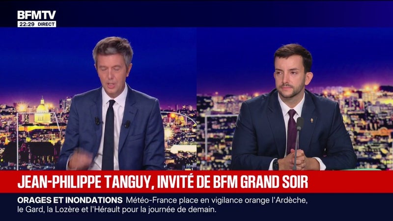 En cas de victoire de Marine Le Pen à l'élection présidentielle, "il y aura moins de postes de fonctionnaires, une fois que l'État sera réorganisé", explique Jean-Philippe Tanguy, député RN