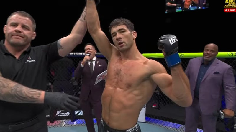 UFC Abu Dhabi: le résumé vidéo de la démonstration d’Axel Sola, qui soumet Bonfim au premier round